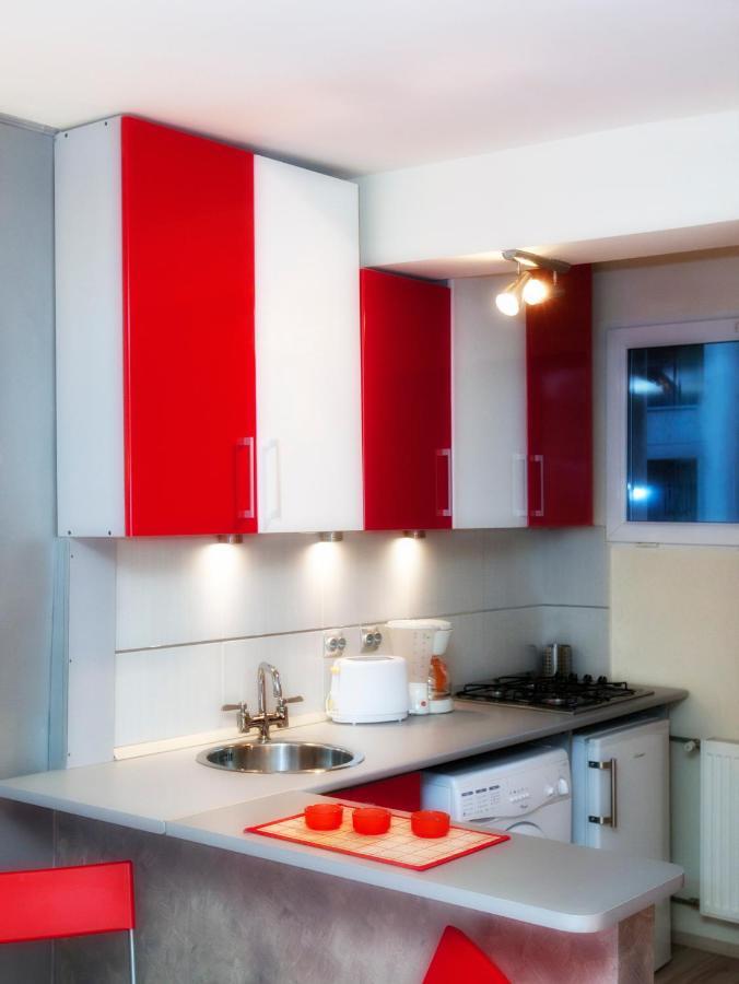 Rainbow Accommodations Bucarest Esterno foto
