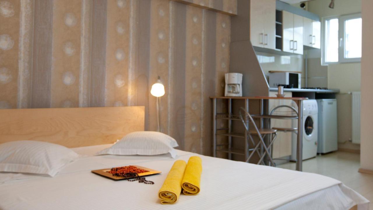 Rainbow Accommodations Bucarest Esterno foto